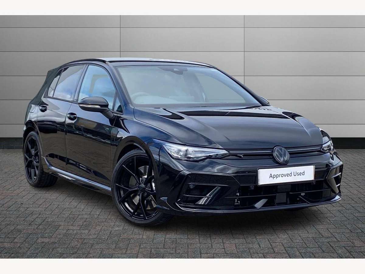 Volkswagen Golf R £37,018 - £57,680