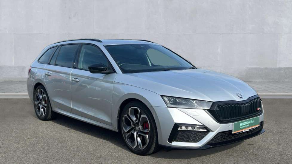 Skoda Octavia Estate £23,494 - £36,900