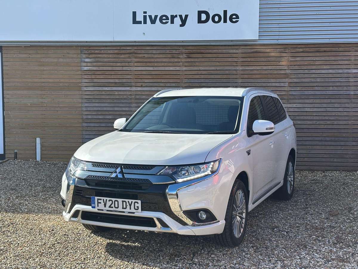 Mitsubishi Outlander Commercial £15,499 - £16,999