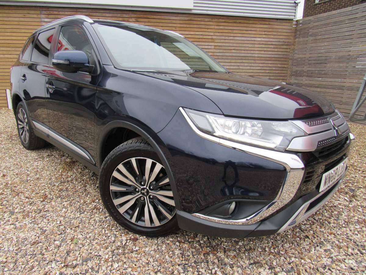 Mitsubishi Outlander £14,885 - £22,194