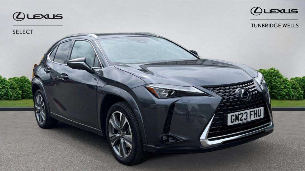 Lexus Ux £25,000 - £42,530