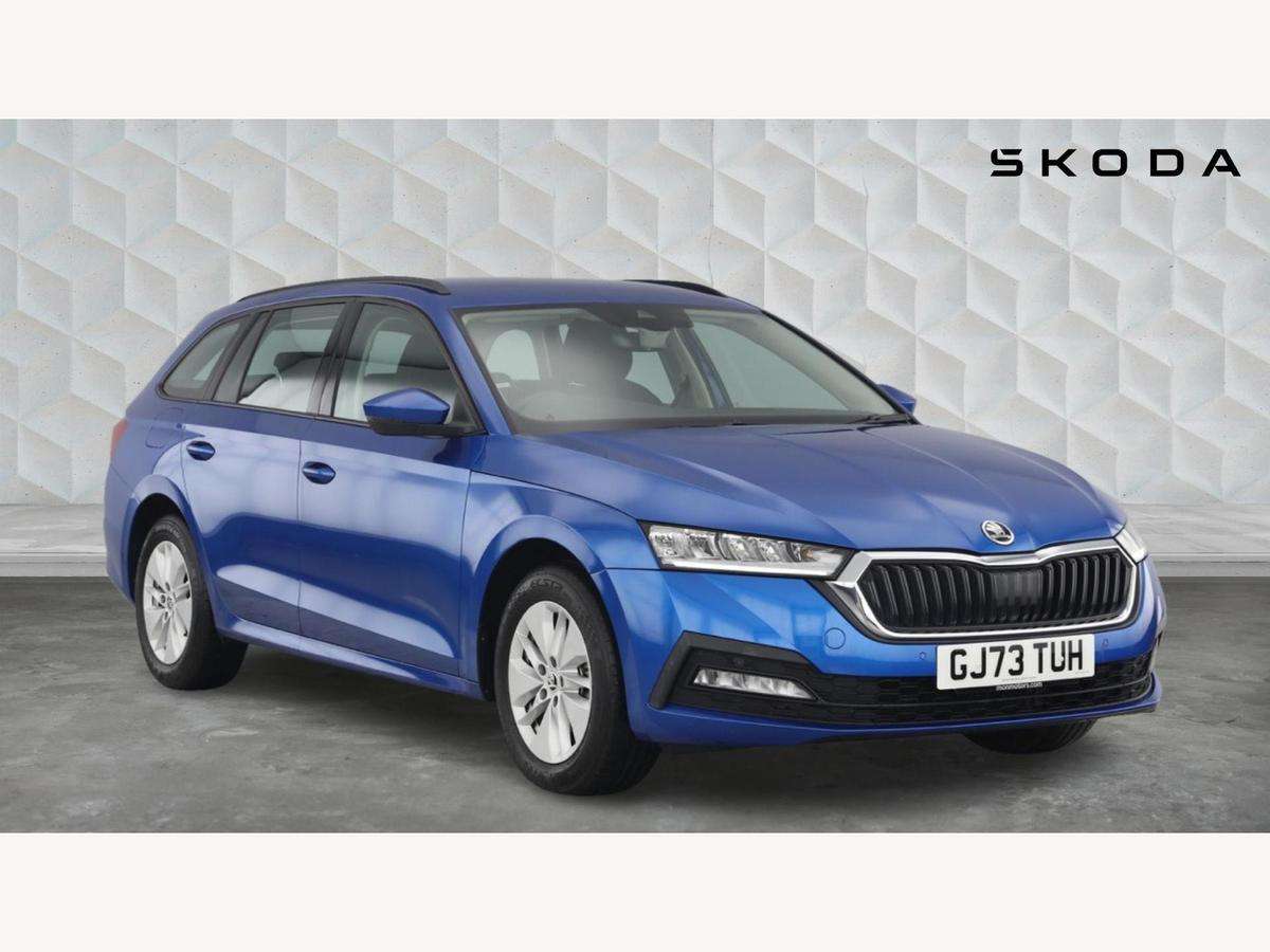 Skoda Octavia Estate £24,700 - £32,495