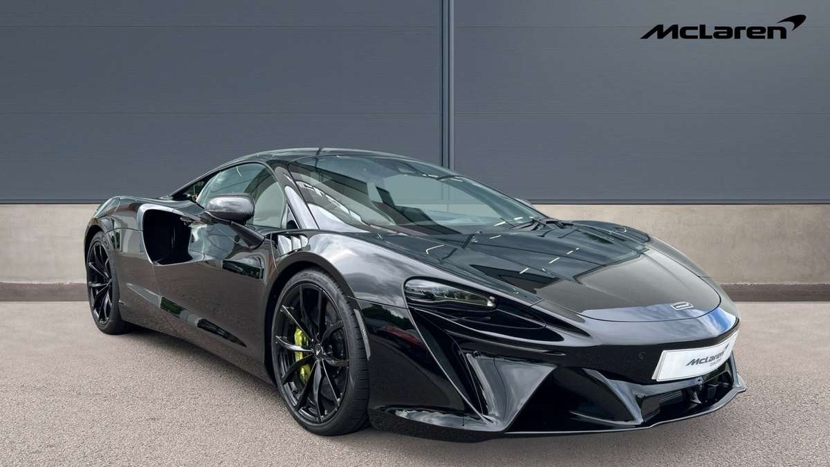 Mclaren Artura £149,900 - £169,900