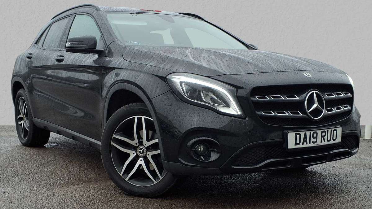 Mercedes Benz Gla £32,010 - £45,480