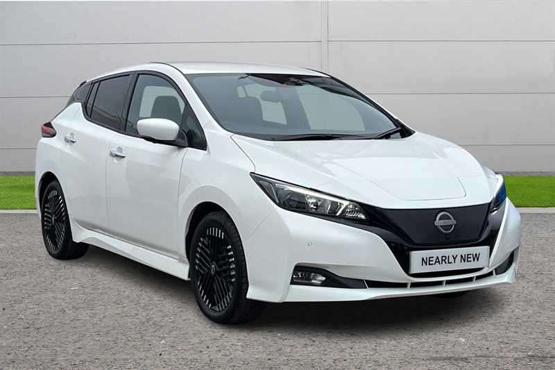 Nissan Leaf £16,980 - £28,735