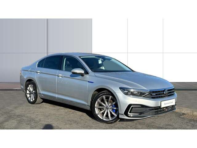 Volkswagen Passat Gte £18,428 - £21,028