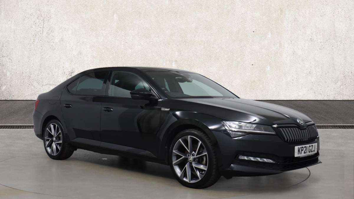 Skoda Superb £23,995 - £42,995