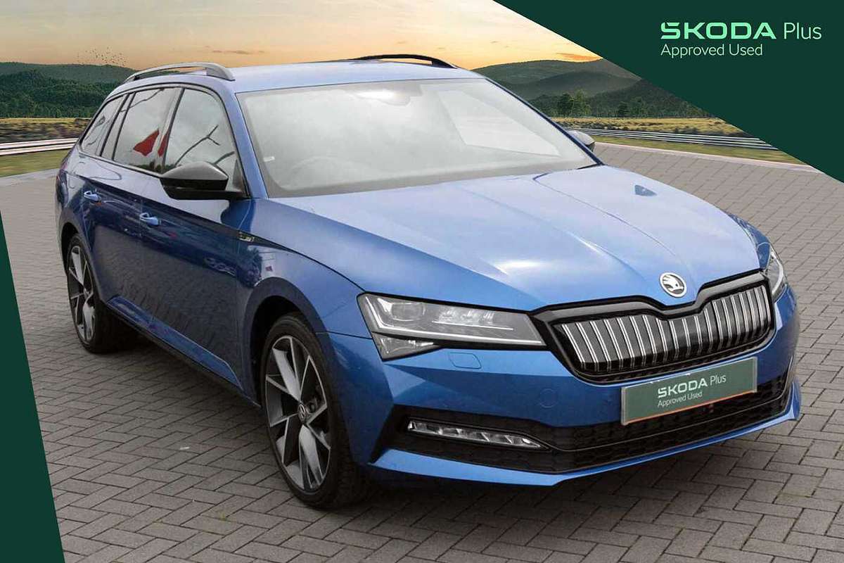 Skoda Superb Estate £29,990 - £42,995