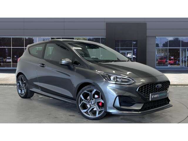 Ford Fiesta St £19,711 - £21,995