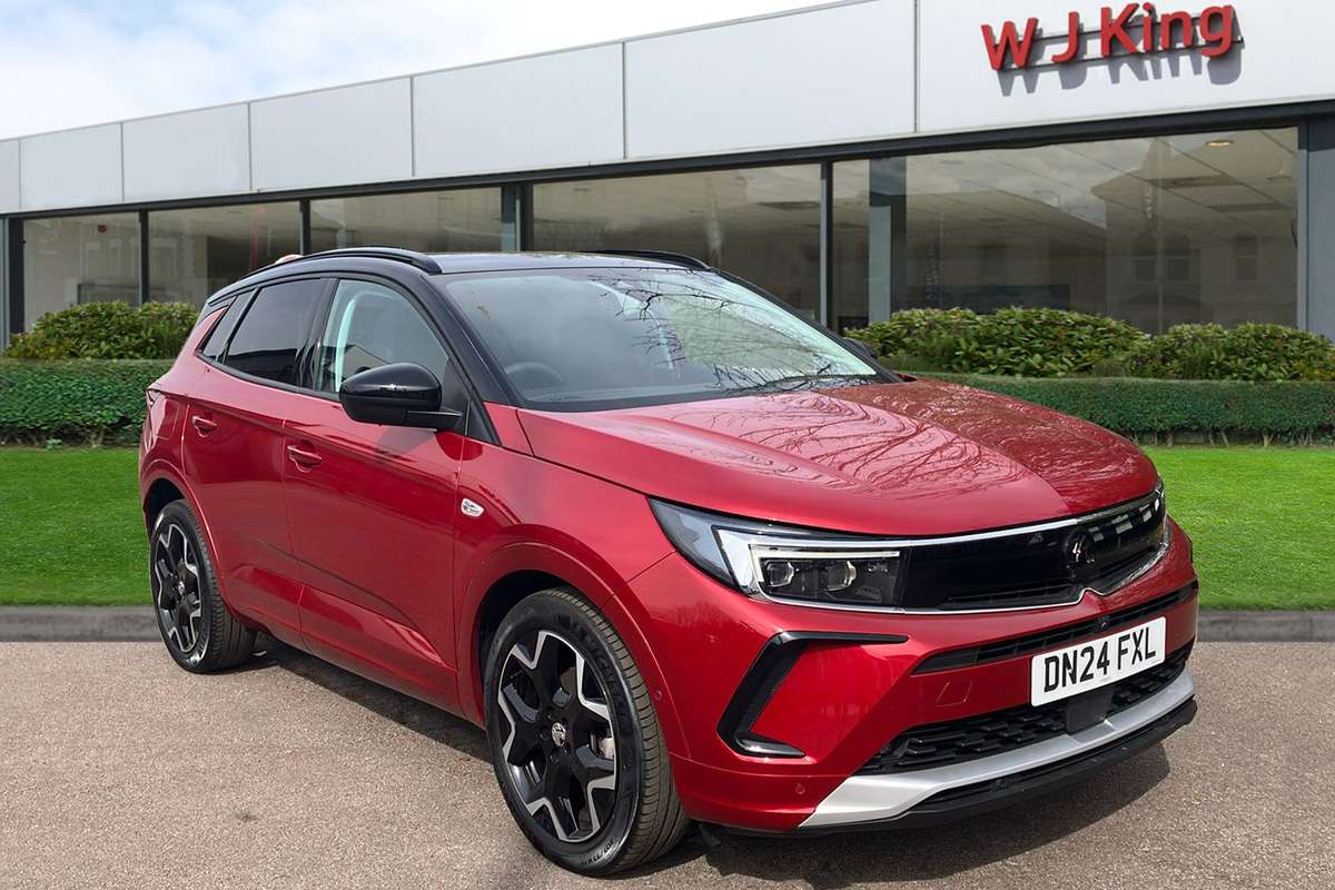 Vauxhall Grandland £20,990 - £29,990