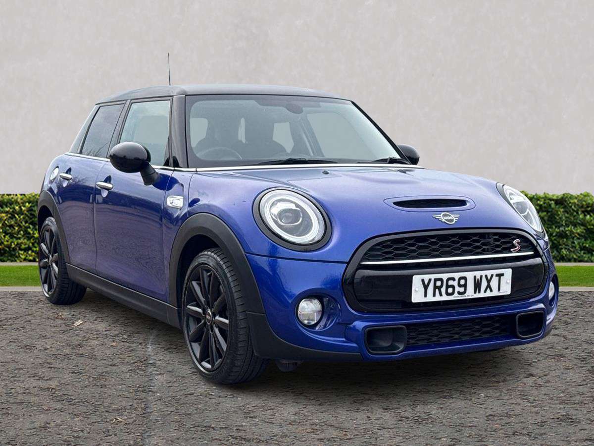 Mini Hatchback 5dr £18,490 - £30,307