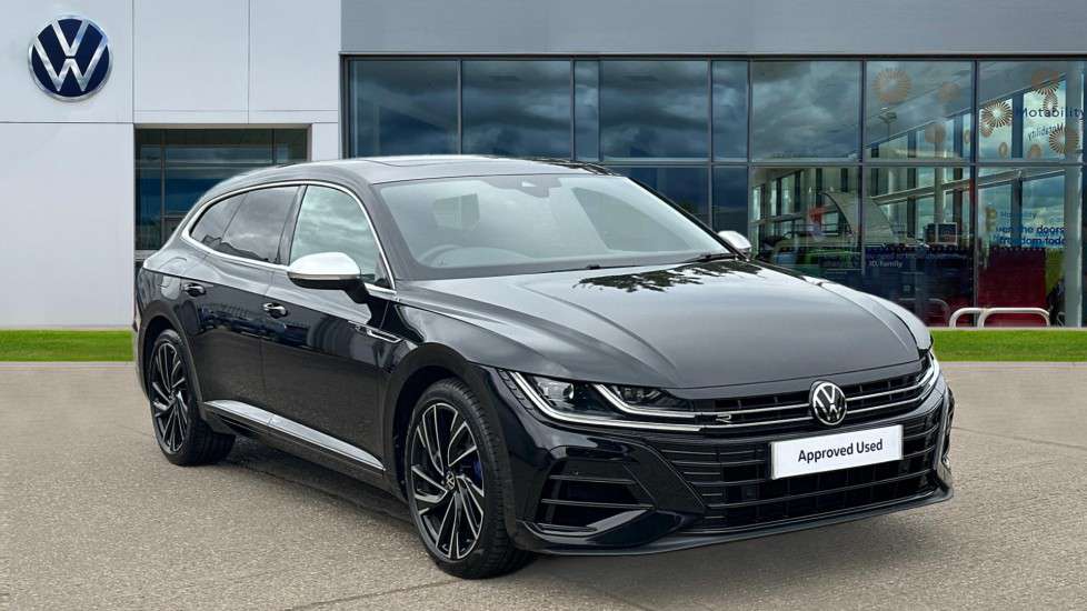 Volkswagen Arteon Shooting Brake £34,873 - £41,995