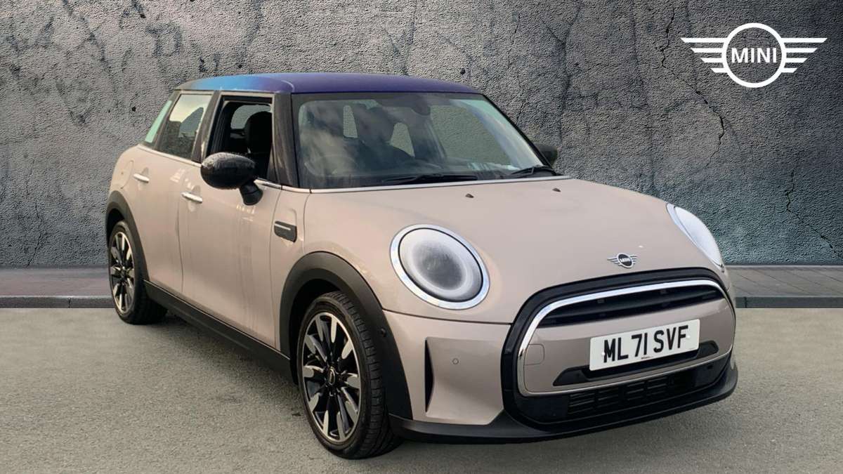 Mini Hatchback 5dr £19,990 - £28,990