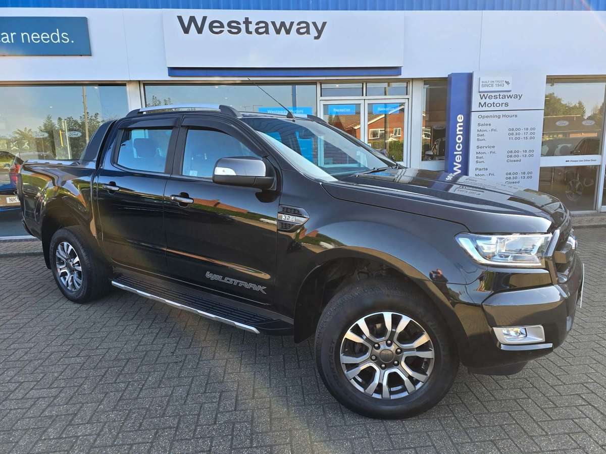 Ford Ranger £29,754 - £73,794