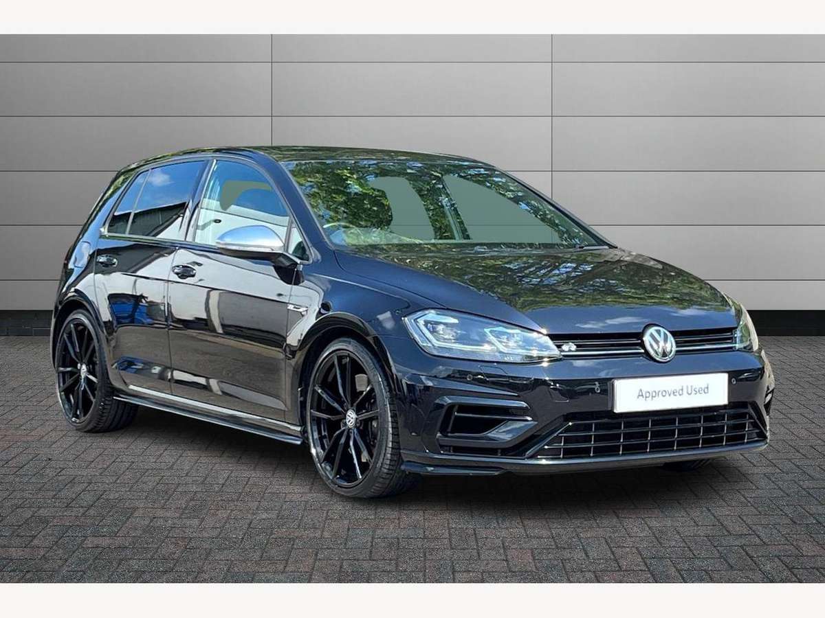 Volkswagen Golf R £36,590 - £57,680