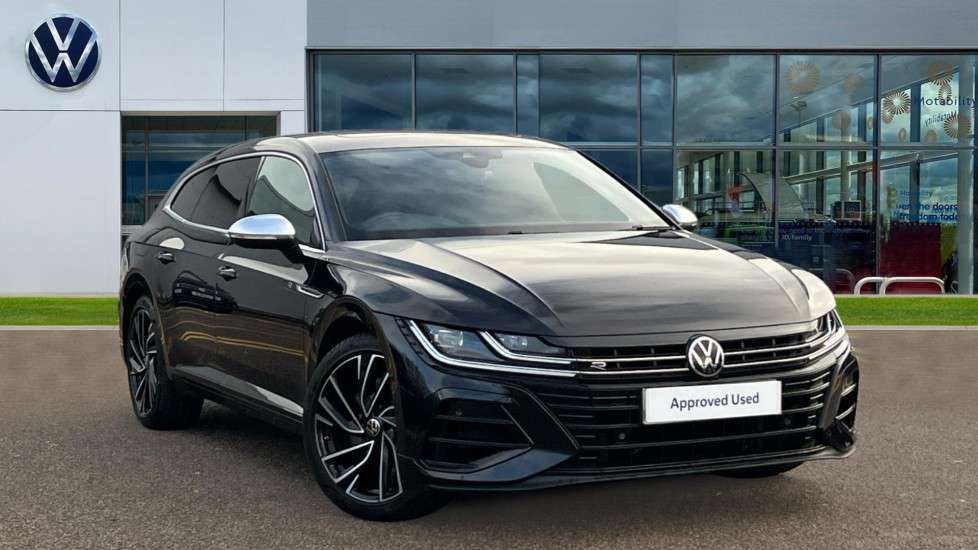 Volkswagen Arteon Shooting Brake £35,260 - £37,200