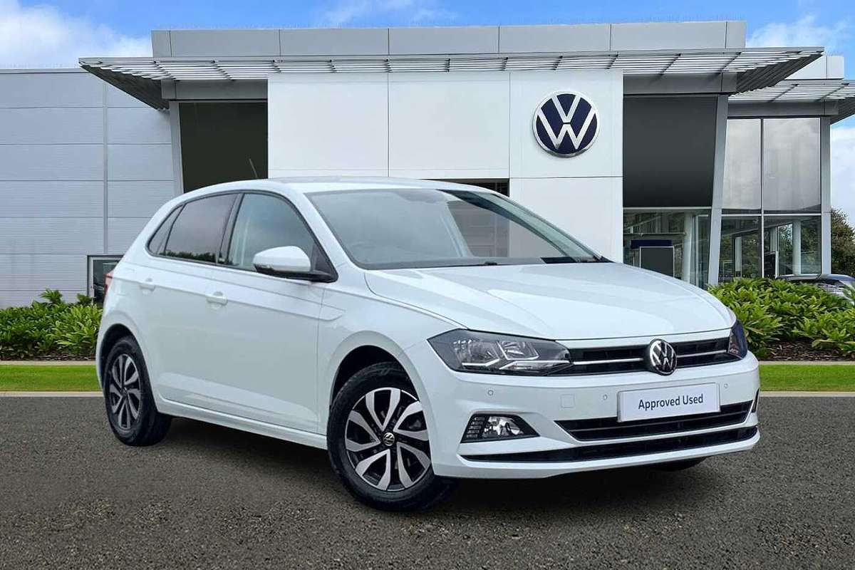 Volkswagen Polo £17,299 - £28,495