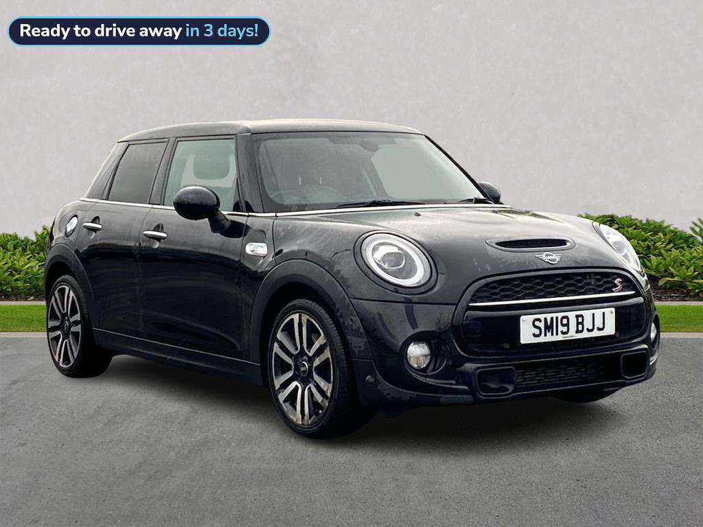 Mini Hatchback 5dr £19,318 - £28,000