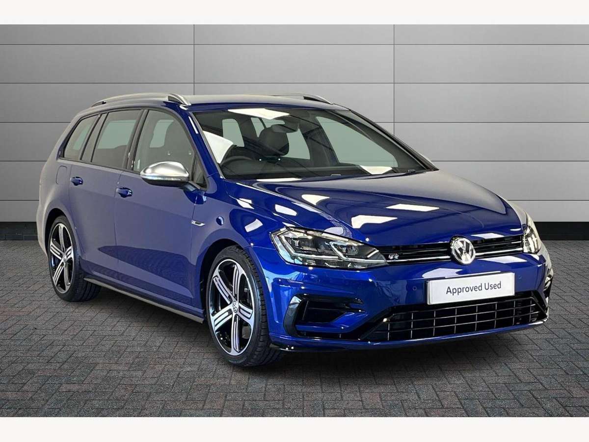 Volkswagen Golf Estate £23,695 - £29,995