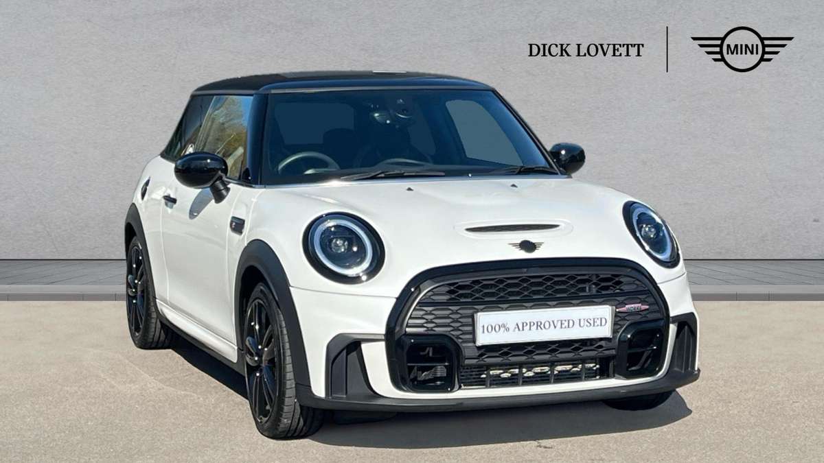 Mini Hatchback £19,579 - £35,990