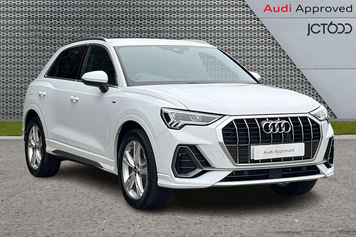 Audi Q3 £32,122 - £46,340