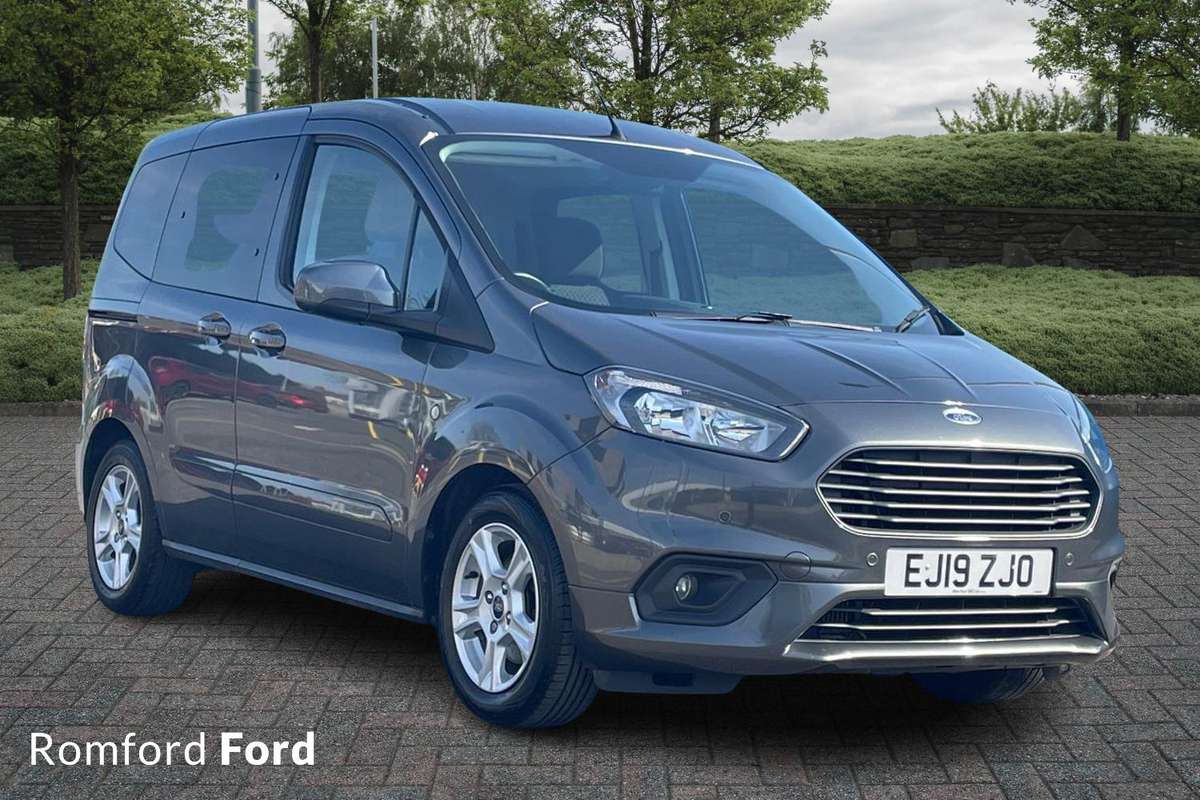 Ford Tourneo Courier £11,000 - £14,495