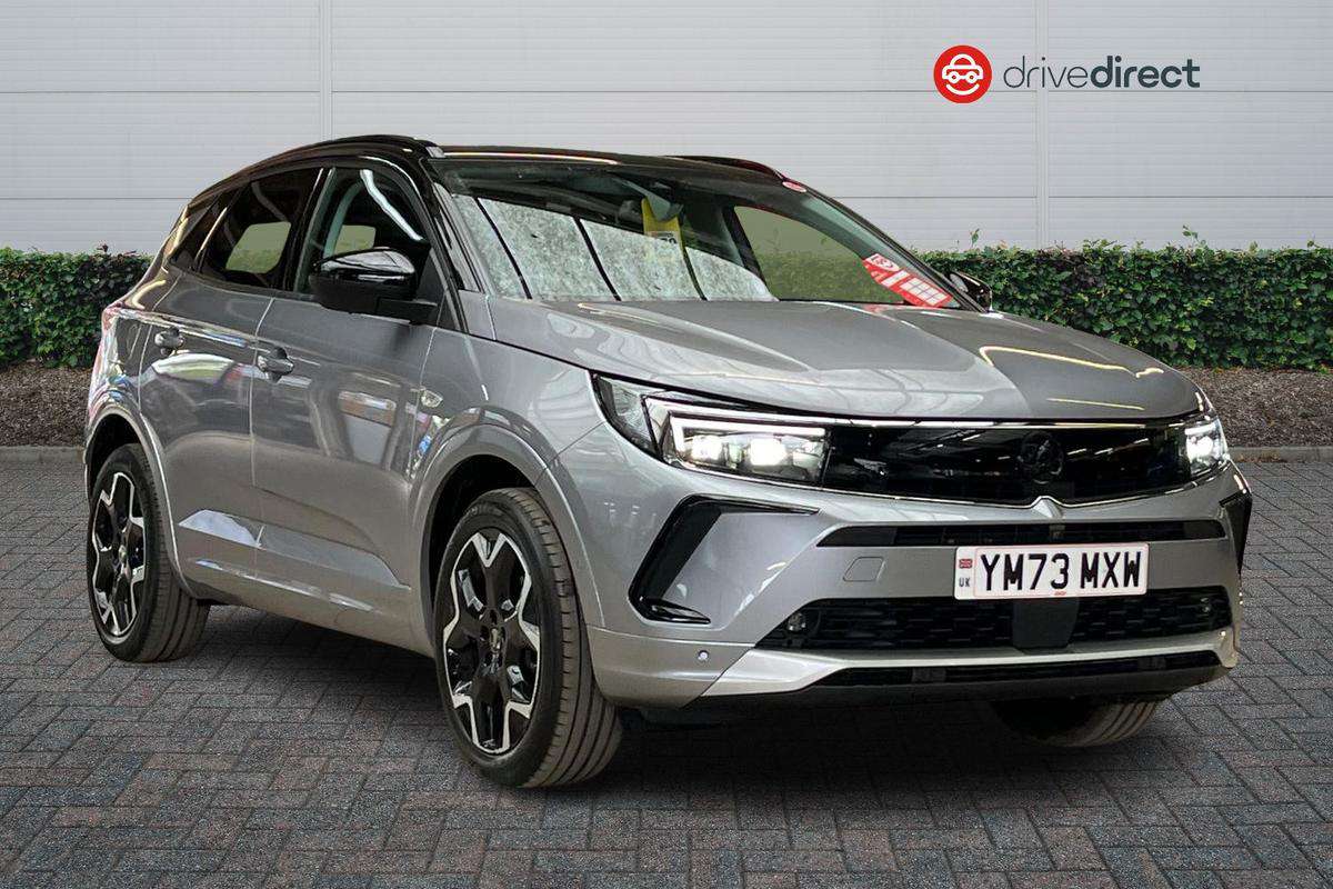 Vauxhall Grandland £21,950 - £32,980