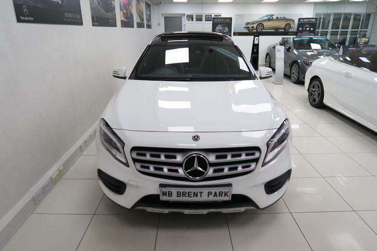 Mercedes Benz Gla £26,364 - £45,267