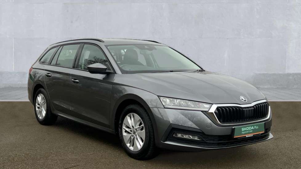 Skoda Octavia Estate £23,649 - £39,995