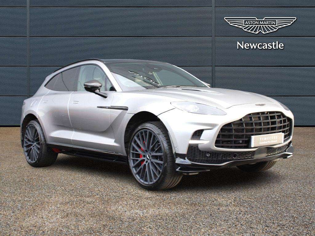 Aston Martin Dbx £139,995 - £194,990