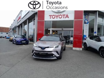 Photo Toyota C-HR 122h Design 2WD E-CVT RC18
