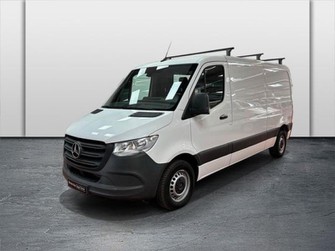 Photo Mercedes Sprinter Fg 214 CDI 39 3T0 First Traction (27900 € HT)