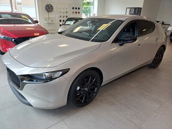 Photo Mazda 3 5 PORTES 2024 Mazda3 5 portes 2.0L e-SKYACTIV-X M Hybrid 186 ch BVA6