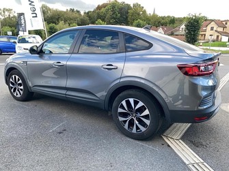 Photo Renault Arkana TCe 140 EDC - 22 Evolution