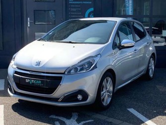 Photo Peugeot 208 1.2 PureTech 82ch Style 5p + Caméra de recul