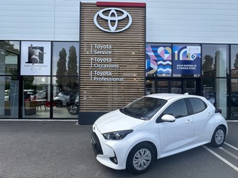 Photo Toyota Yaris 70 VVT-i France Business 5p