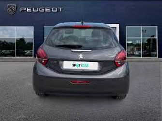 Photo Peugeot 208 PureTech 82ch S&S BVM5 Signature