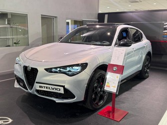 Photo Alfa-Romeo Stelvio Stelvio 2.2 210 ch Q4 AT8