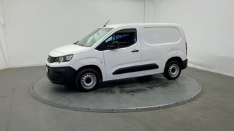 Photo Peugeot Partner FOURGON STANDARD 650 KG BLUEHDI 100 S&S BVM6 ASPHALT