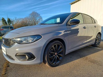 Photo Fiat Tipo 5 Portes 1.4 95 ch S&S S-Design