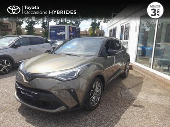 Photo Toyota C-HR 122h Distinctive 2WD E-CVT MY22