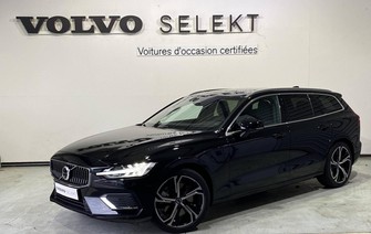 Photo Volvo V60 II T6 AWD Hybride Rechargeable 253 ch + 145 Geartronic 8 Ultra Style Chrome 5p
