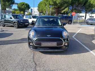 Photo Mini Cooper 5 portes HATCH F55 LCI Cooper 136 ch