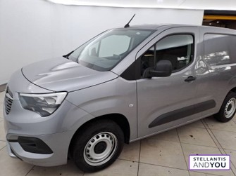 Photo Opel Combo Cargo (30) CARGO 1.5 100 CH S/S L1H1 BVM6 STANDARD PACK CLIM