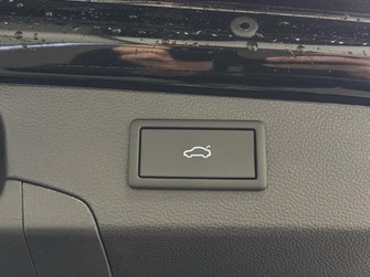 Photo Skoda Superb Combi 2.0 TDI SCR 150ch Laurin & Klement DSG7
