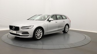 Photo Volvo V90 T8 Twin Engine 303 + 87 ch Geartronic 8 Momentum