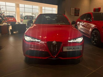 Photo Alfa-Romeo Giulia 2.2 160 ch AT8 Veloce 4p