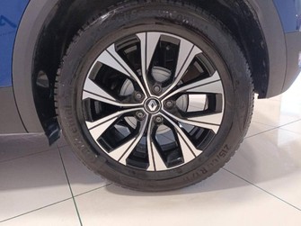Photo Renault Captur II mild hybrid 140 Techno