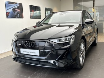 Photo Audi e-tron SPORTBACK e-tron Sportback 55 quattro 408 ch