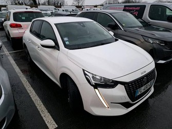 Photo Peugeot 208 PureTech 100 S&S EAT8 Allure Business